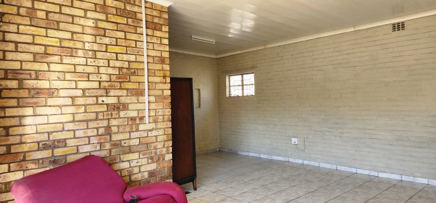 4 Bedroom Property for Sale in Elandia North West